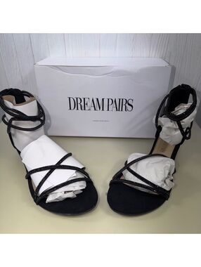Dream Pairs Weitz Black Rhinestone Sandals Size 10 NIB